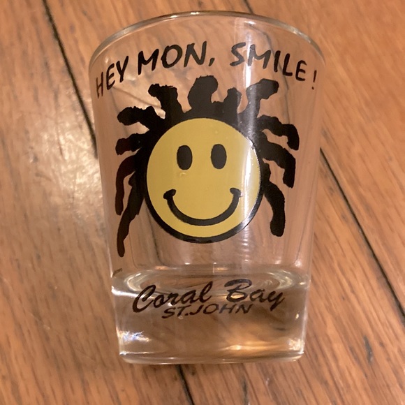 NYC, Aruba & St. John shot glasses - Picture 5 of 5